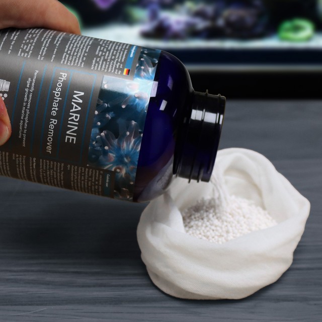 Marine Phosphate Remover Lifestyle 1
