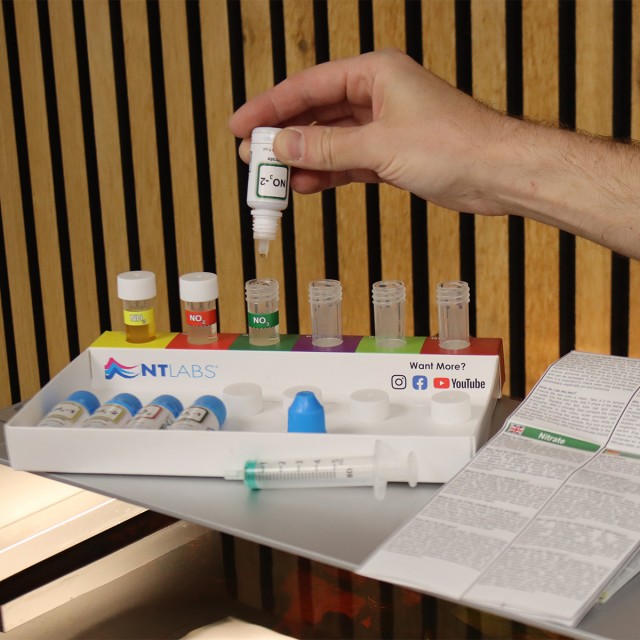 Aquarium Lab Multi-Test Kit Lifestyle 1 (New TT)